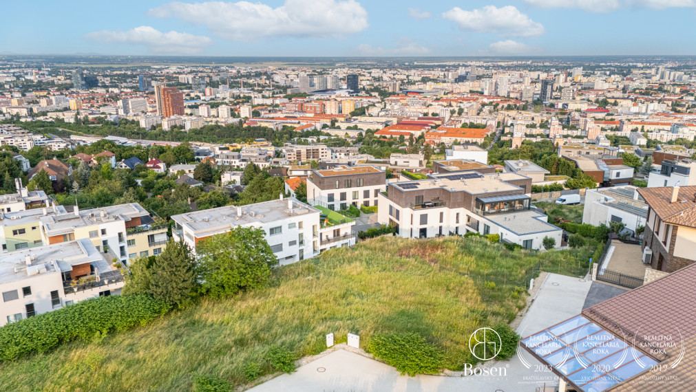 Bosen Realicity | Premium Building Plot Koliba – Permit & Project