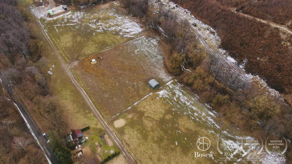 BOSEN | Na predaj pozemok v krásnom prostredí, 1564 m2 - Ľuborča
