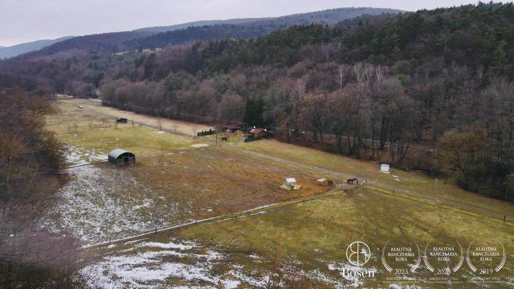 BOSEN | Na predaj pozemok v krásnom prostredí, 1564 m2 - Ľuborča