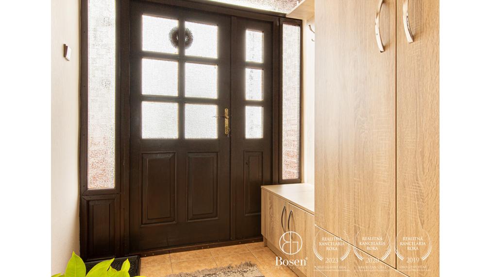 BOSEN | 4. izbový rodinný dom v obci Amadeho Kračany