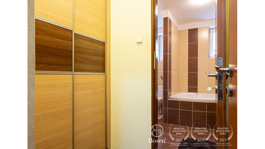 BOSEN | 4. izbový rodinný dom v obci Amadeho Kračany