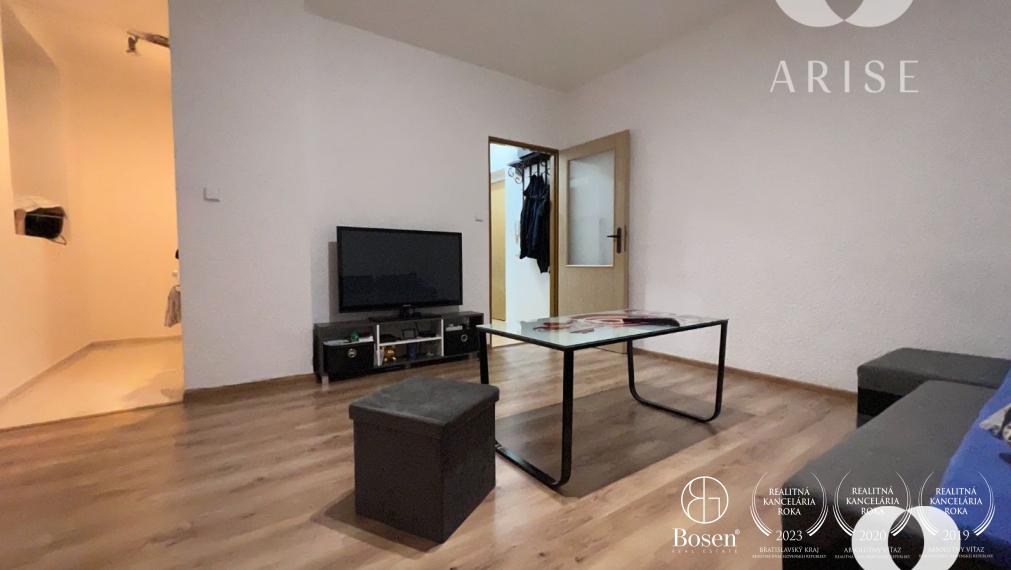 ARISE | Prenájom 1-izbový byt v Novákoch