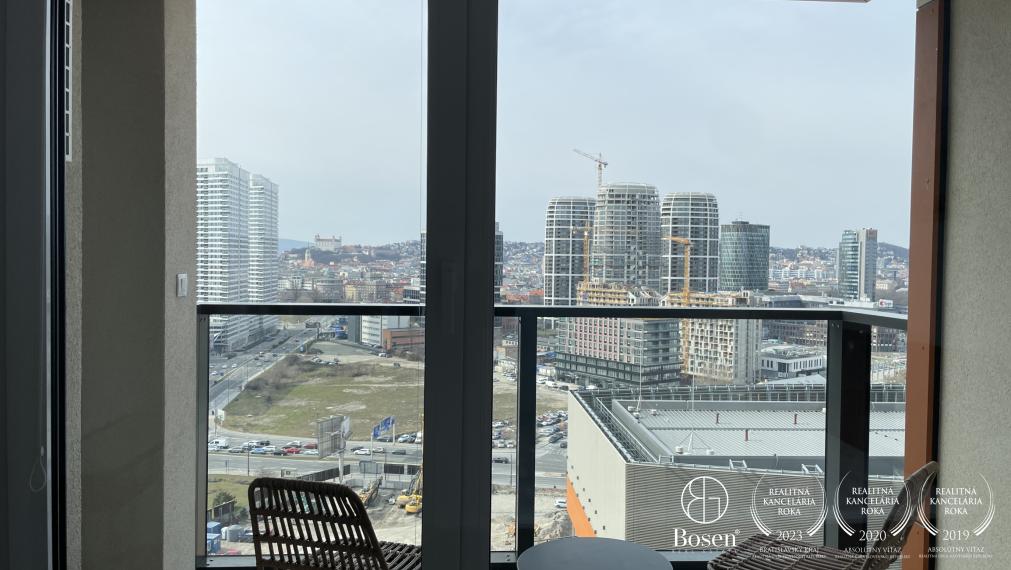 BOSEN | 2 izb.byt na 17. poschodí v projekte KLINGERKA,2 parkingy, Súkennícka, 60 m2