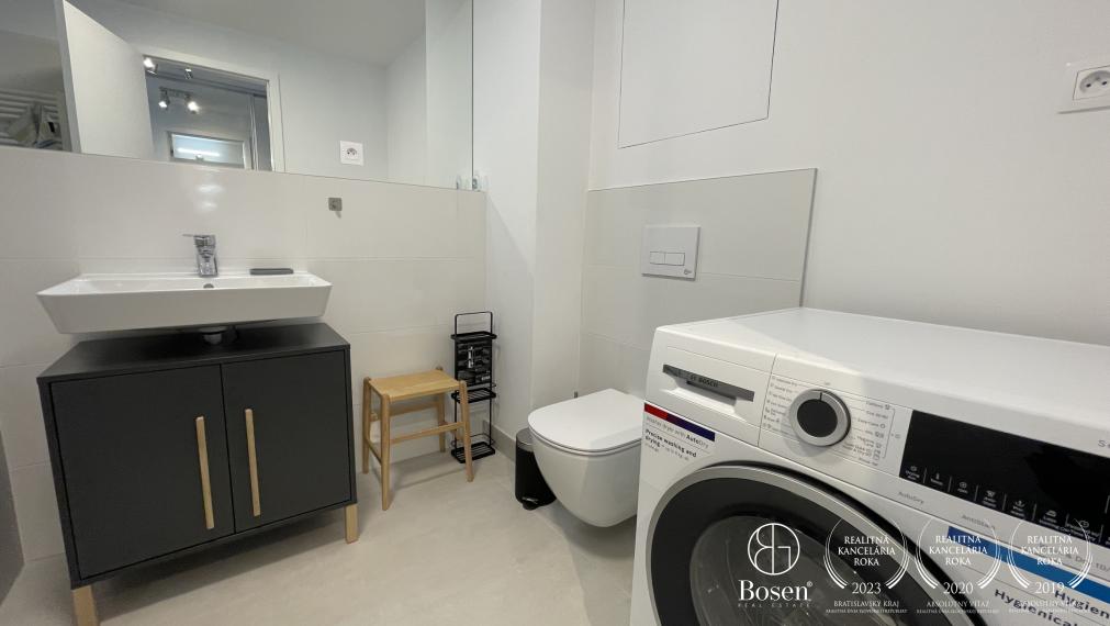 BOSEN | 2 izb.byt na 17. poschodí v projekte KLINGERKA,2 parkingy, Súkennícka, 60 m2