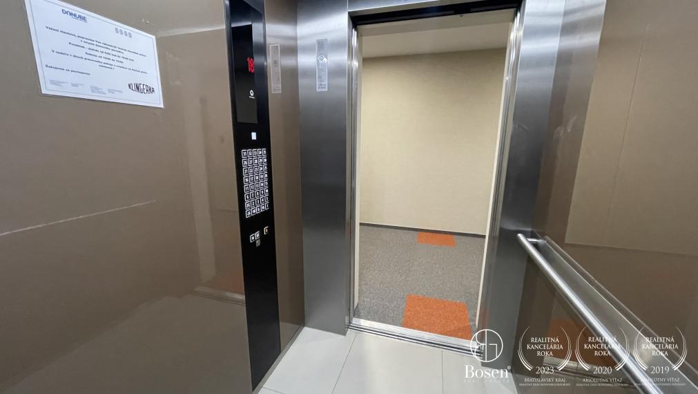 BOSEN | 2 izb.byt na 17. poschodí v projekte KLINGERKA,2 parkingy, Súkennícka, 60 m2