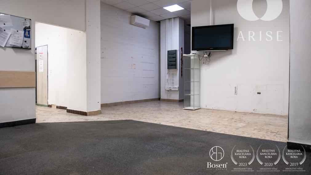 ARISE | Predaj obchodný a skladový priestor v Petržalke.