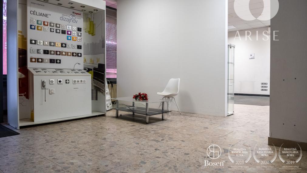 ARISE | Predaj obchodný a skladový priestor v Petržalke.