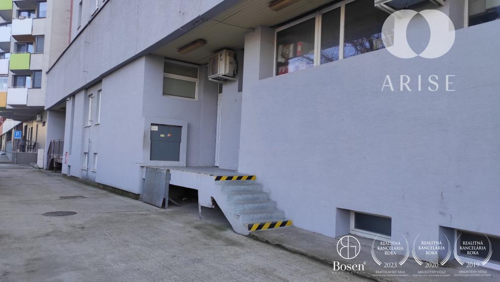ARISE | Predaj obchodný a skladový priestor v Petržalke.