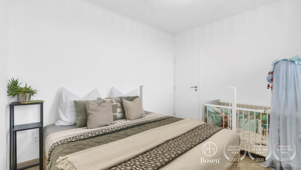 BOSEN | Urban living with tranquility – Renovated 2-bedroom apartment, Gábčíkova St., Bratislava – Karlova Ves, 60 m2