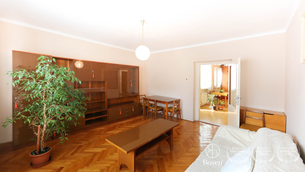 BOSEN | Rodinný dom s potenciálom pre bývanie aj investíciu