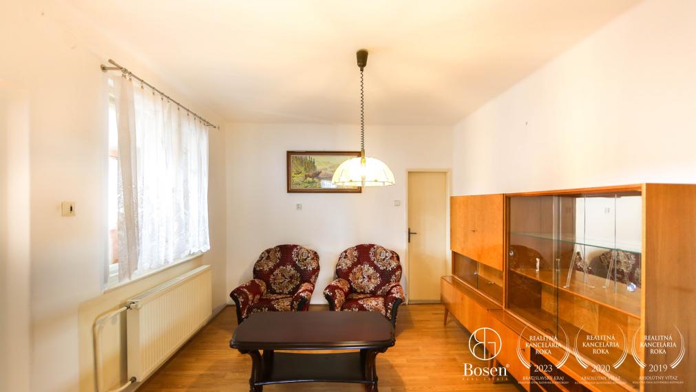 BOSEN | Rodinný dom s potenciálom pre bývanie aj investíciu