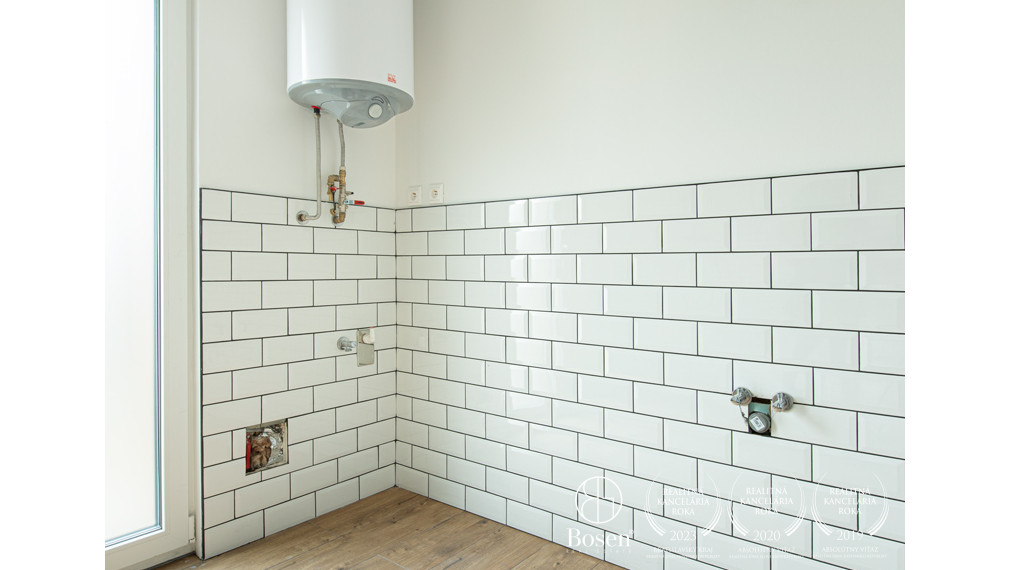 BOSEN | Na predaj rekreačná chata pri starom Dunaji – Gabčíkovo