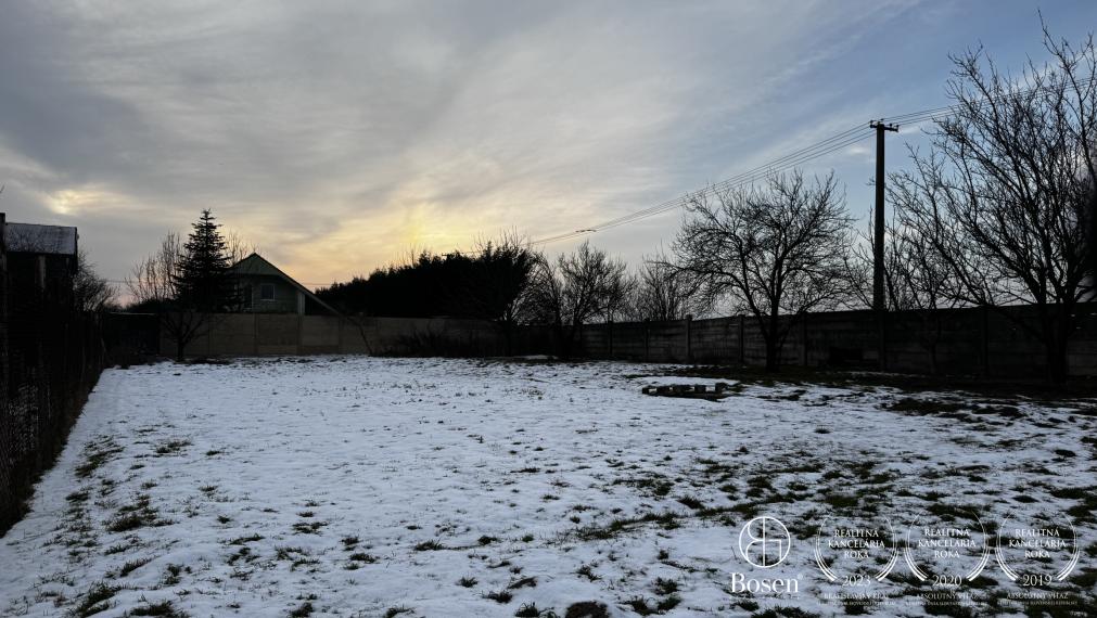 BOSEN I Investičný stavebný pozemok  s rozlohou 855 m2