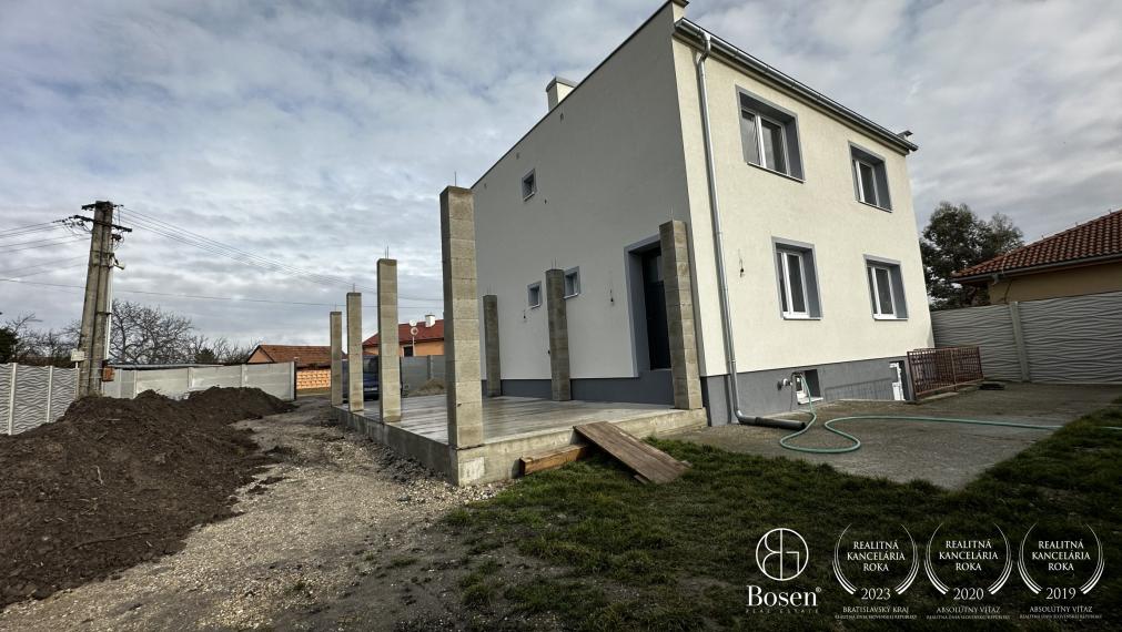 BOSEN | 5 izbový rodinný dom, Jastrabie Kračany