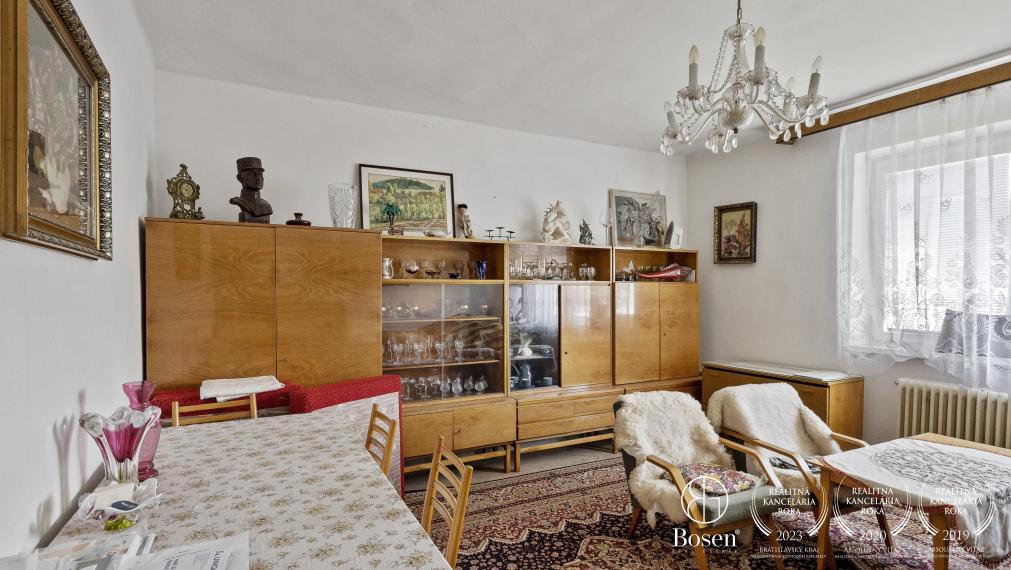 BOSEN | Rodinný dom s garážou v Rovinke, pozemok 914m2