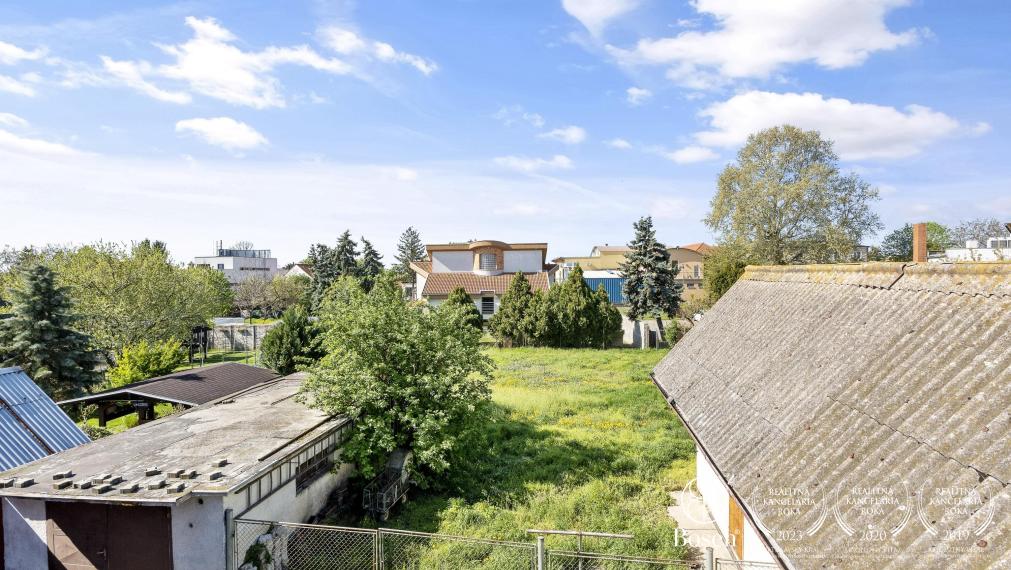 BOSEN | Rodinný dom s garážou v Rovinke, pozemok 914m2