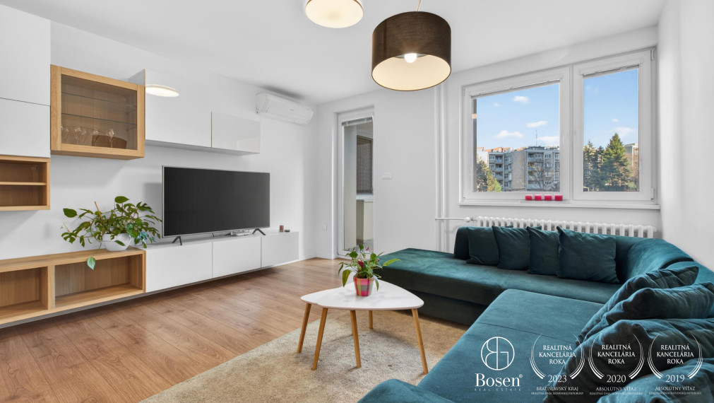 BOSEN | Veľkometrážny zariadený 2 izbový byt 85m2, Staré Mesto