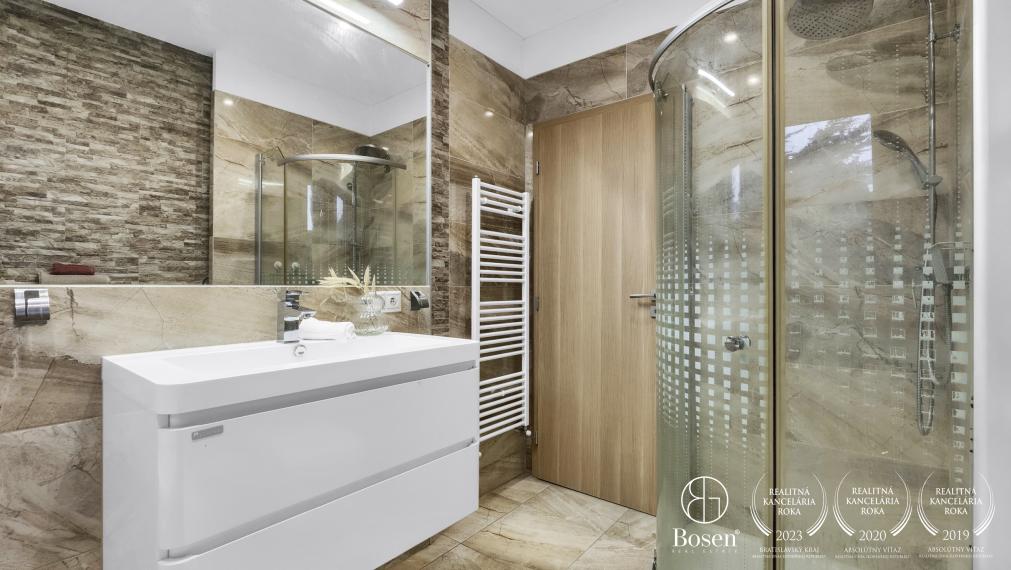 BOSEN | Rodinný bungalov s garážou na súkromnej ulici – Dubová, Miloslavov, 104 m2