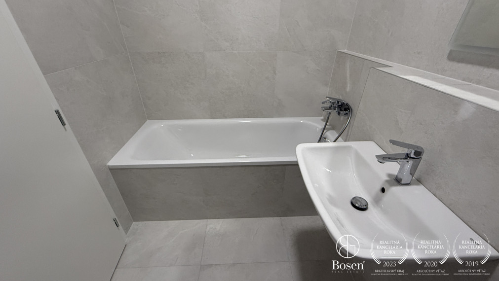 LOYALTERS | Na prenájom 1 izbový byt v novostavbe - Rovinka