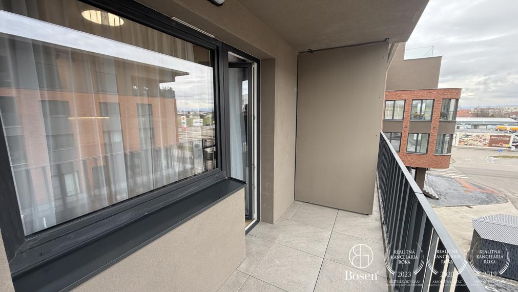 LOYALTERS | Na prenájom 1 izbový byt v novostavbe - Rovinka