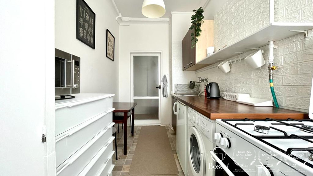 BOSEN | Zariadený 1kk byt na ulici Kozmonautická, Bratislava - Ružinov