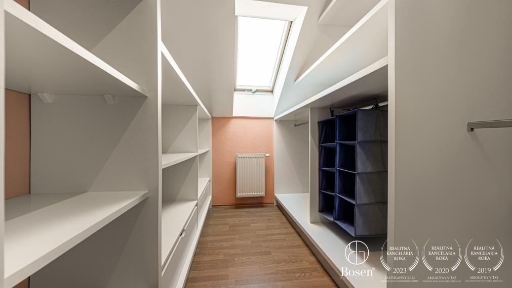 BOSEN | Na predaj 5i RD s pozemkom 1517m2 - Trenčianska Teplá, časť Príles