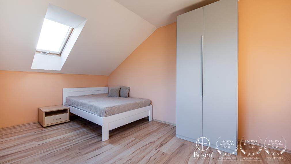 BOSEN | Na predaj 5i RD s pozemkom 1517m2 - Trenčianska Teplá, časť Príles