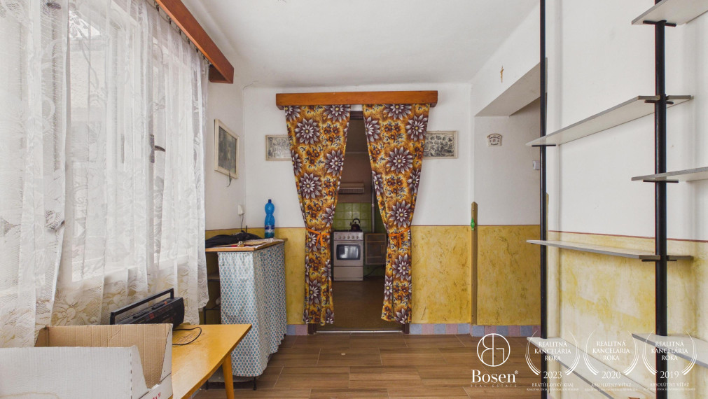 BOSEN | Na predaj rodinný dom v obci Závod