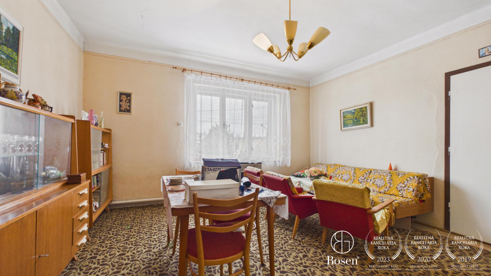 BOSEN | Na predaj rodinný dom v obci Závod