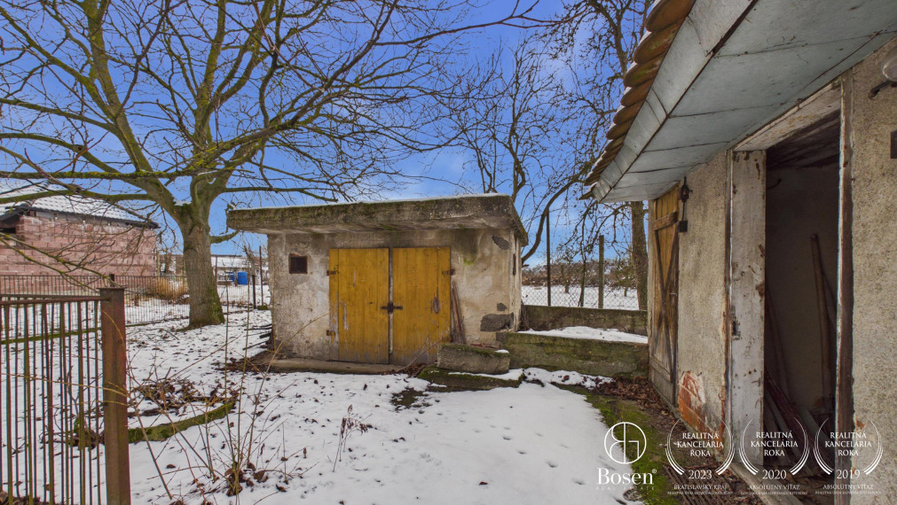 BOSEN | Na predaj rodinný dom v obci Závod