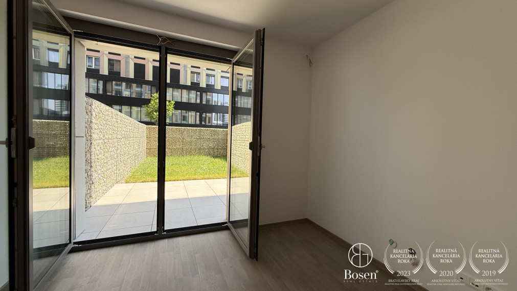 BOSEN | Výnimočný 2.izb.byt so záhradkou, nový Downtown, Staré Mesto, 110m2