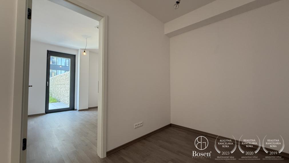 BOSEN | Výnimočný 2.izb.byt so záhradkou, nový Downtown, Staré Mesto, 110m2