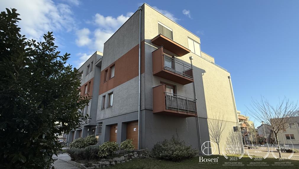 BOSEN | Dizajnový 3-izb. byt, terasa, dvojgaráž, Záhorská Bystrica, 108m2