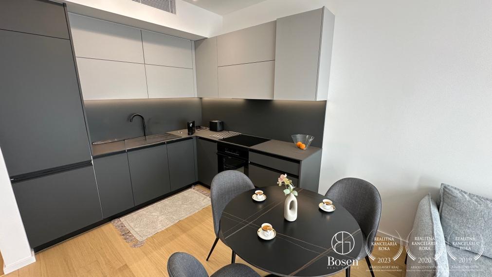 SKY Park - elegantný 2-izbový byt s terasou a panoramatickým výhľadom