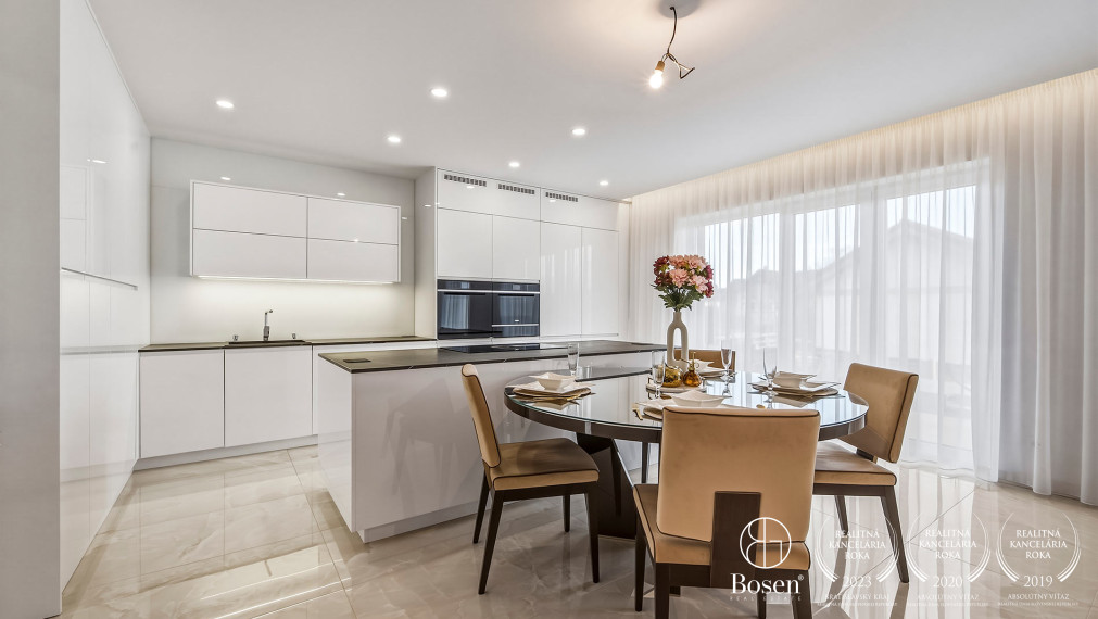 BOSEN | Nadštandardný dvojgeneračný rodinný dom pod Tatrami