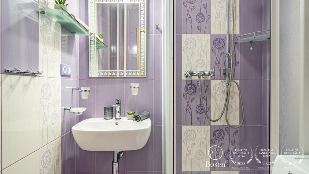 BOSEN | Kompletne zariadený 2 izbový byt, Dúbravka