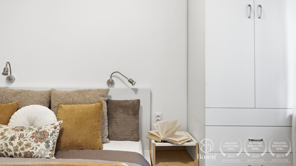 BOSEN | 2 izbový byt blízko centra mesta v tichej ulici, Lermontovova, 55 m²