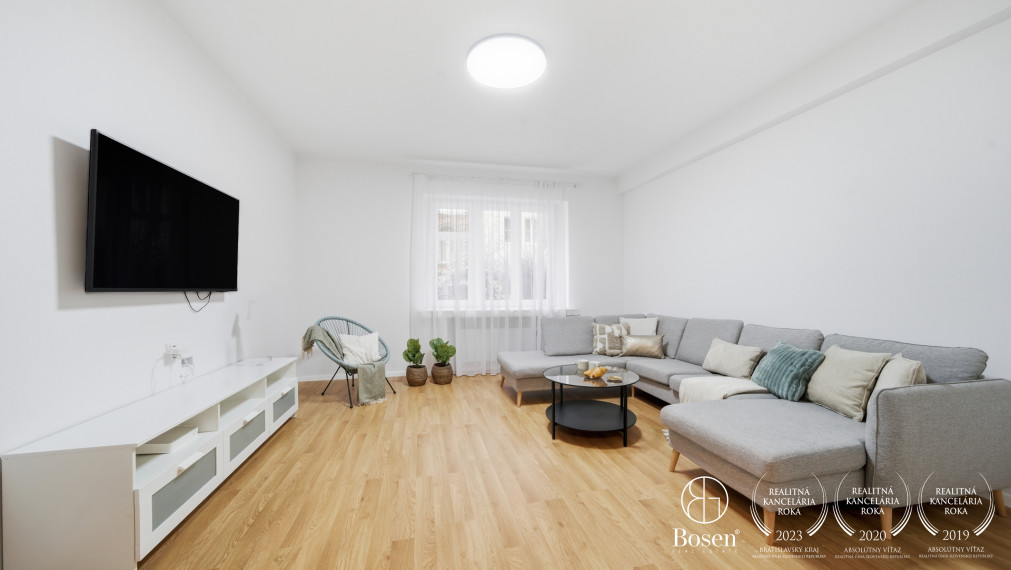 BOSEN | 2 izbový byt blízko centra mesta v tichej ulici, Lermontovova, 55 m²