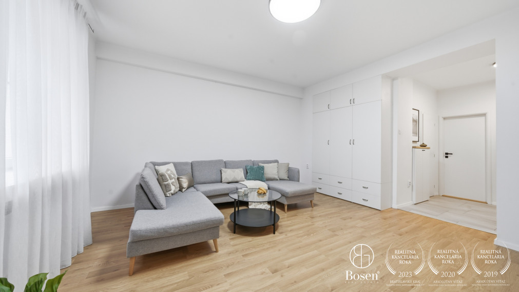 BOSEN | 2 izbový byt blízko centra mesta v tichej ulici, Lermontovova, 55 m²