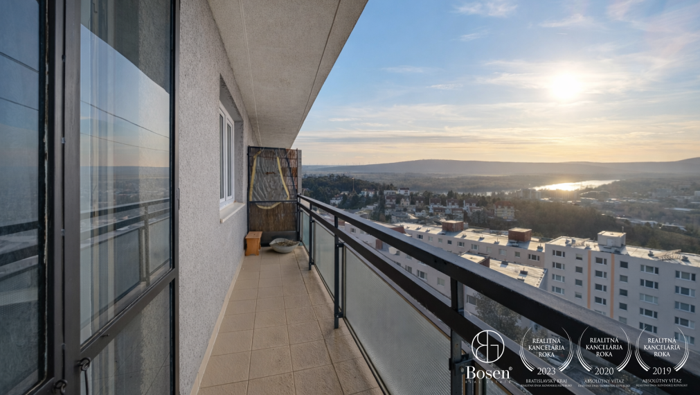 BOSEN | Veľkometrážny 1,5 izbový byt s výhľadom, Na Hrebienku, BA 63m2