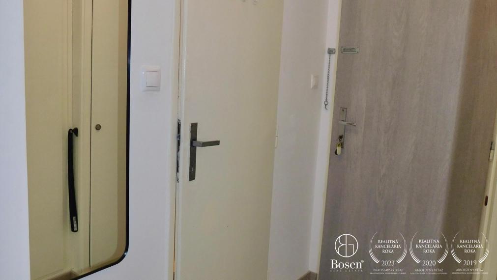 BOSEN | príjemný 1-izbový byt na prenájom, Pluhová ulica