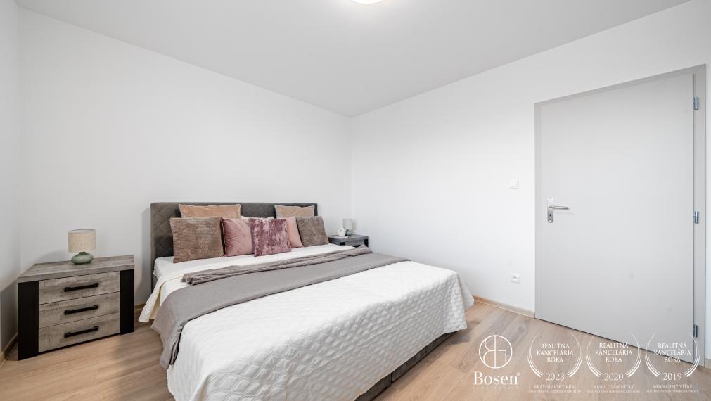 BOSEN | Moderný, kompletne zrekonštruovaný 3-izbový byt v lokalite Šaľa – Veča