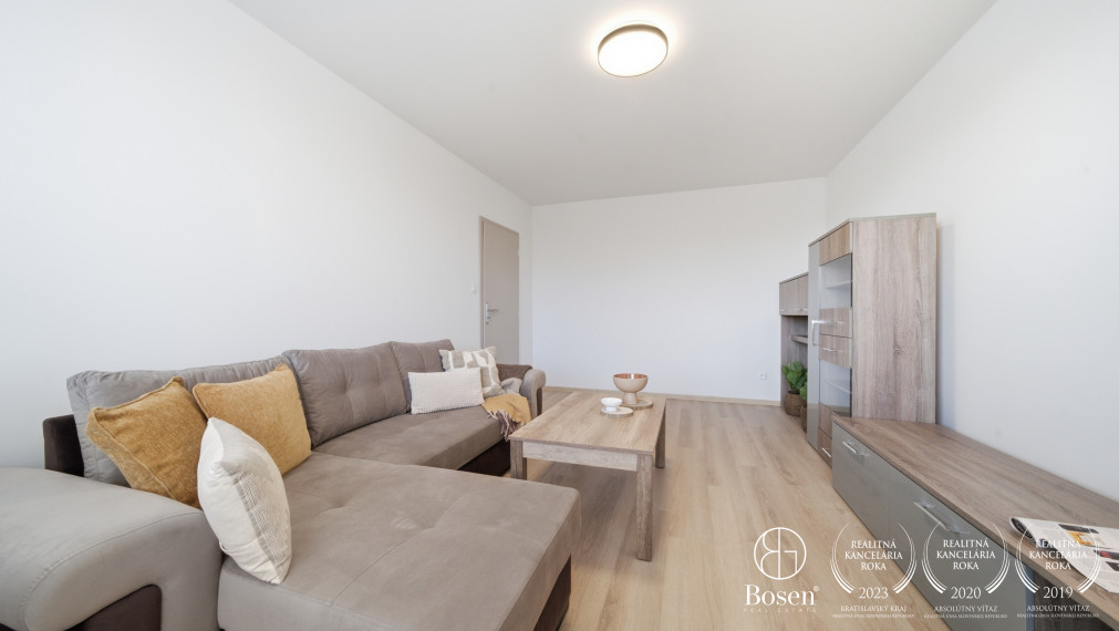 BOSEN | Moderný, kompletne zrekonštruovaný 3-izbový byt v lokalite Šaľa – Veča
