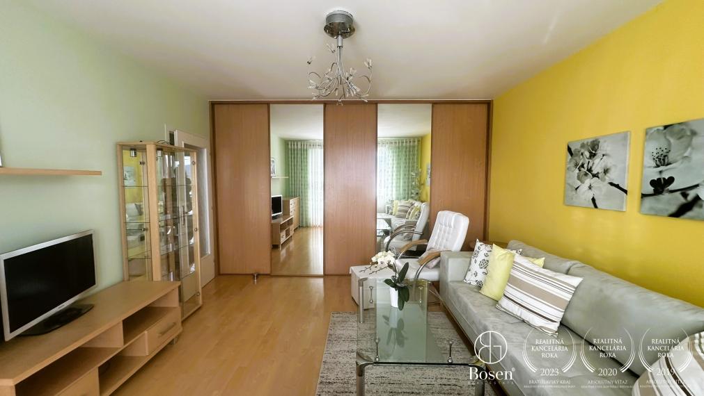 LOYALTERS | predaj 1 izbový zariadený byt v Žiari nad Hronom