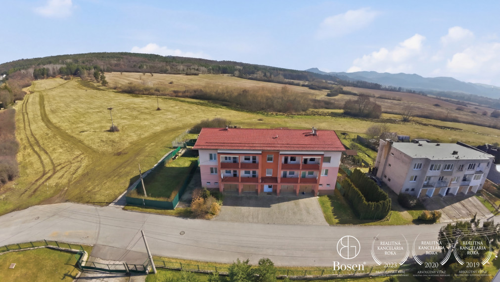 LOYALTERS |  4-izbový byt s garážou a záhradou v Lutile