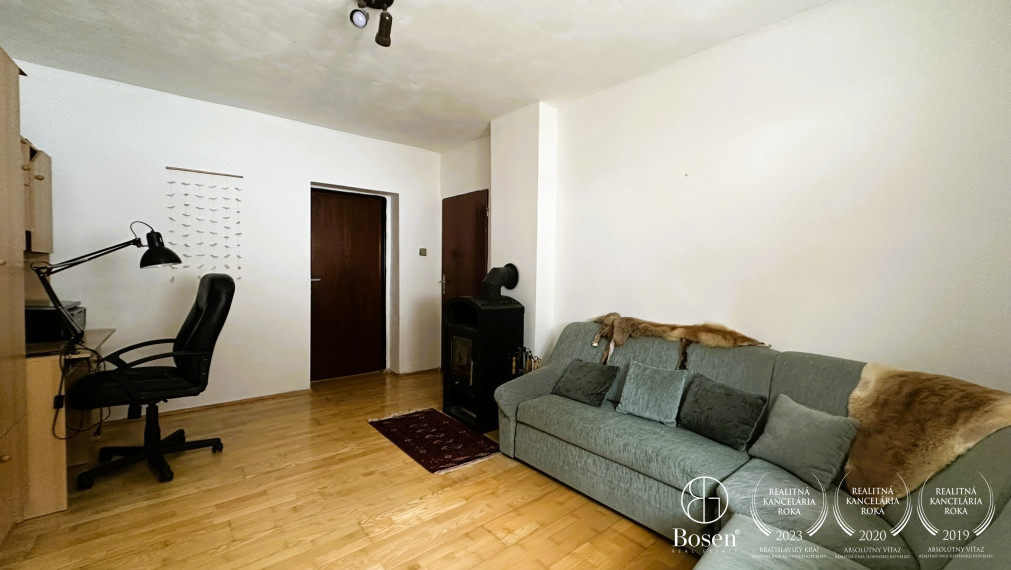 LOYALTERS | Veľký rodinný dom s garážou Rudno nad Hronom