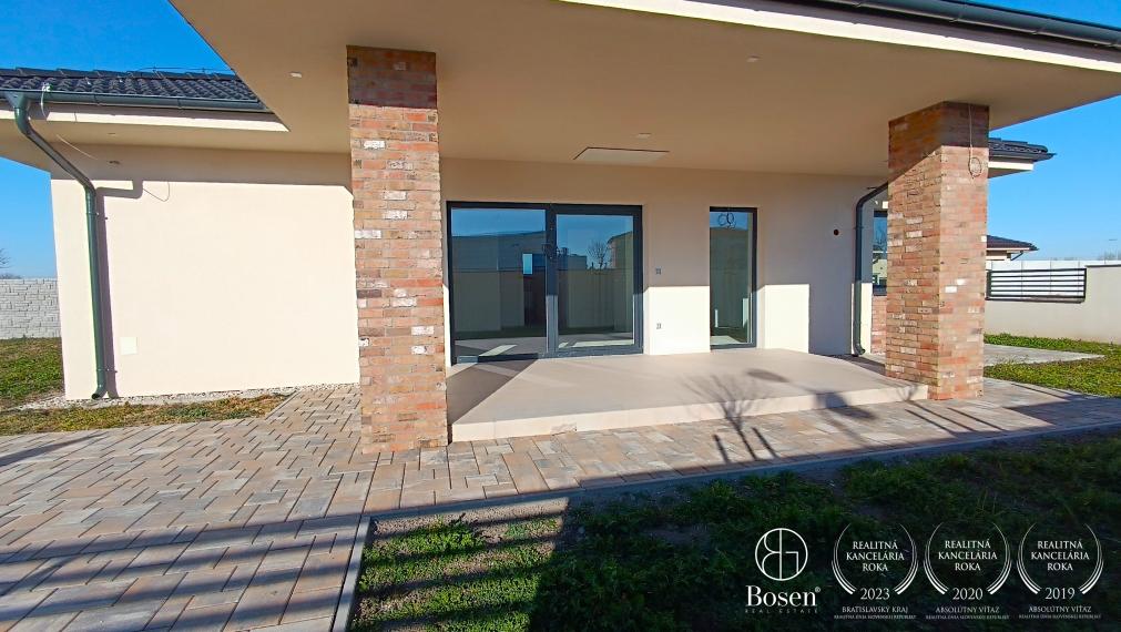 BOSEN | 4 izb. HOLODOM v meste Dunajská Streda