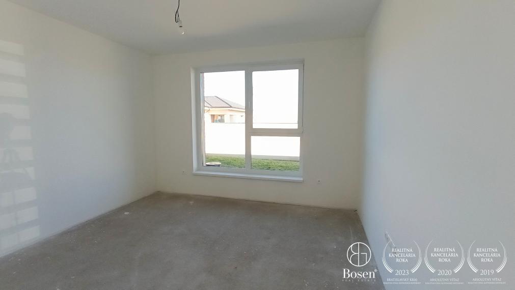 BOSEN | 4 izb. HOLODOM v meste Dunajská Streda