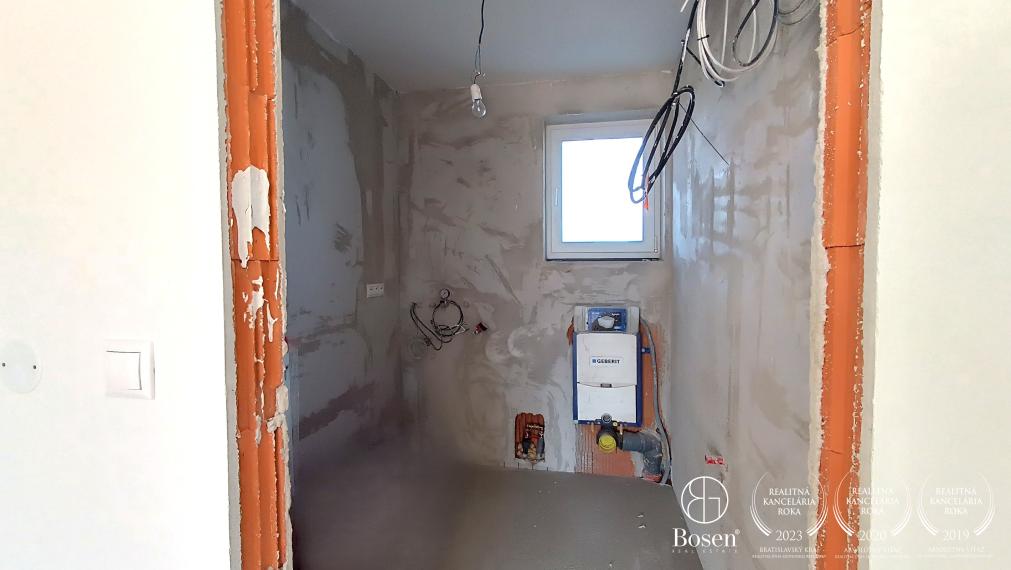 BOSEN | 4 izb. HOLODOM v meste Dunajská Streda