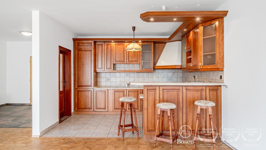 BOSEN | Prenájom 3 izbového bytu v blízkosti Horského parku, Drotárska cesta, 112 m2